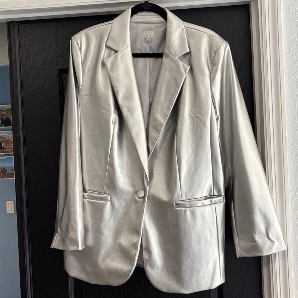 Silver Faux Leather Relaxed Fit Women's Blazer Large